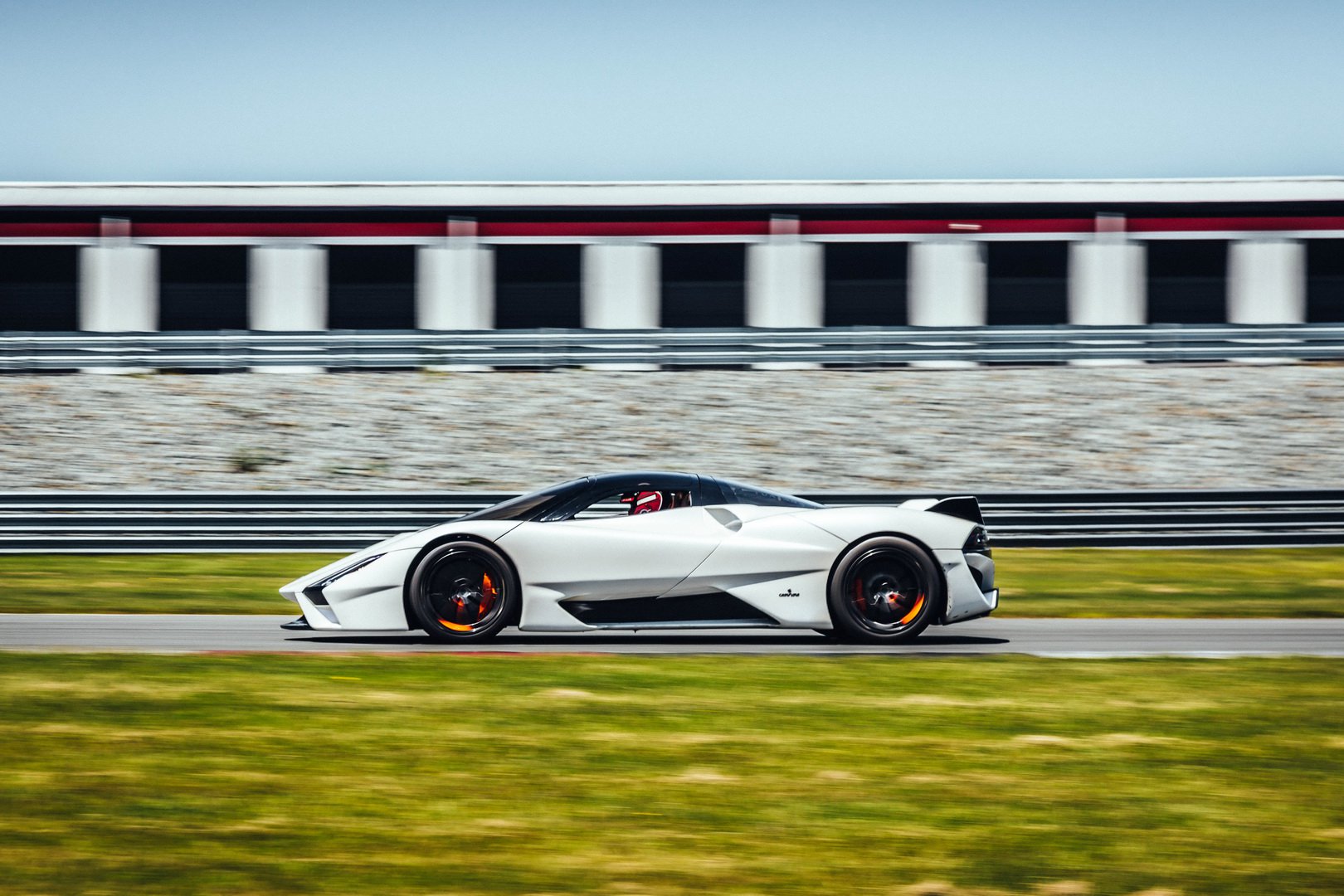 SSC-Tuatara-เครื่องยนต์-1