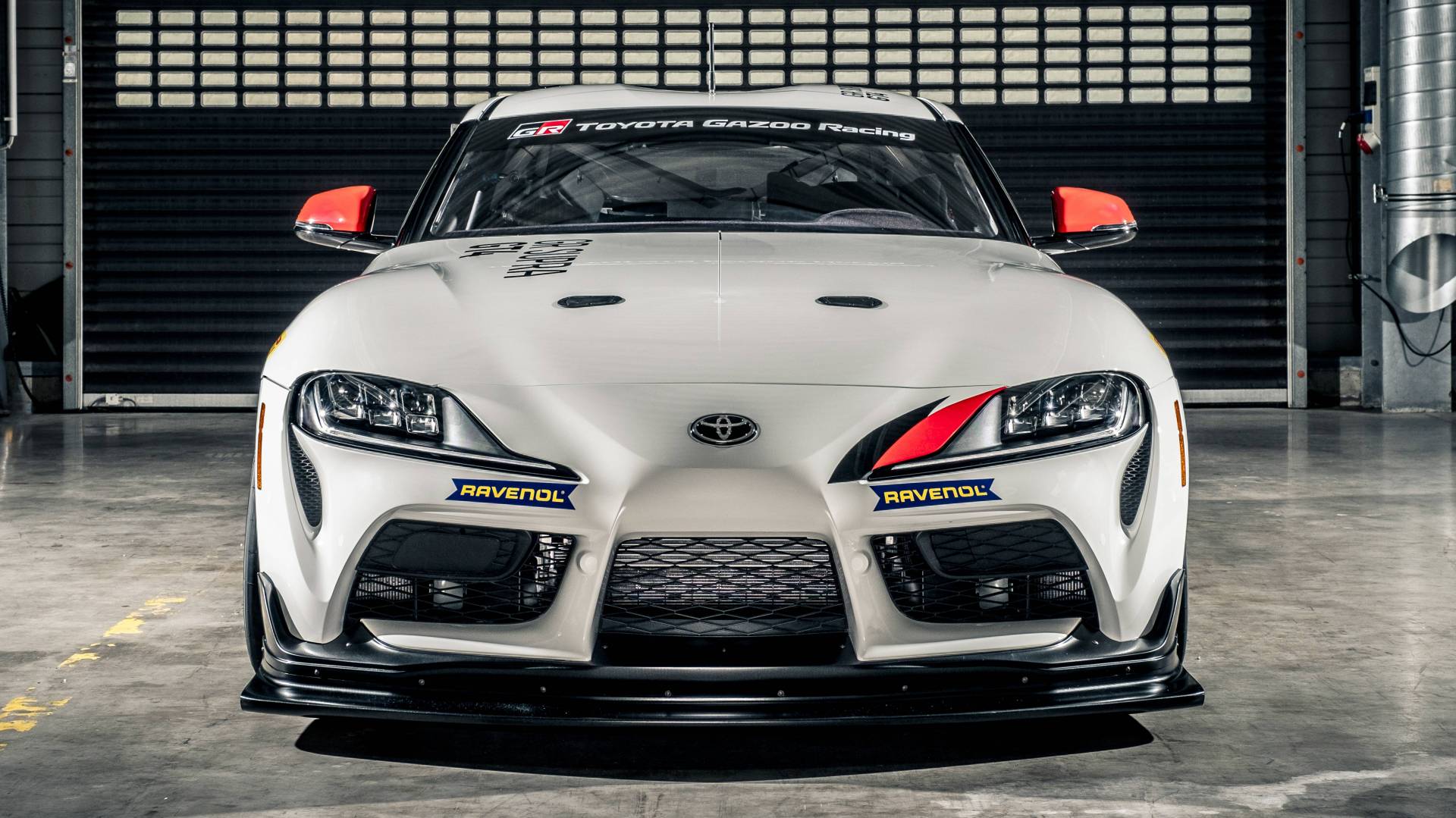 Toyota-GR-Supra-GT4-ราคา-3