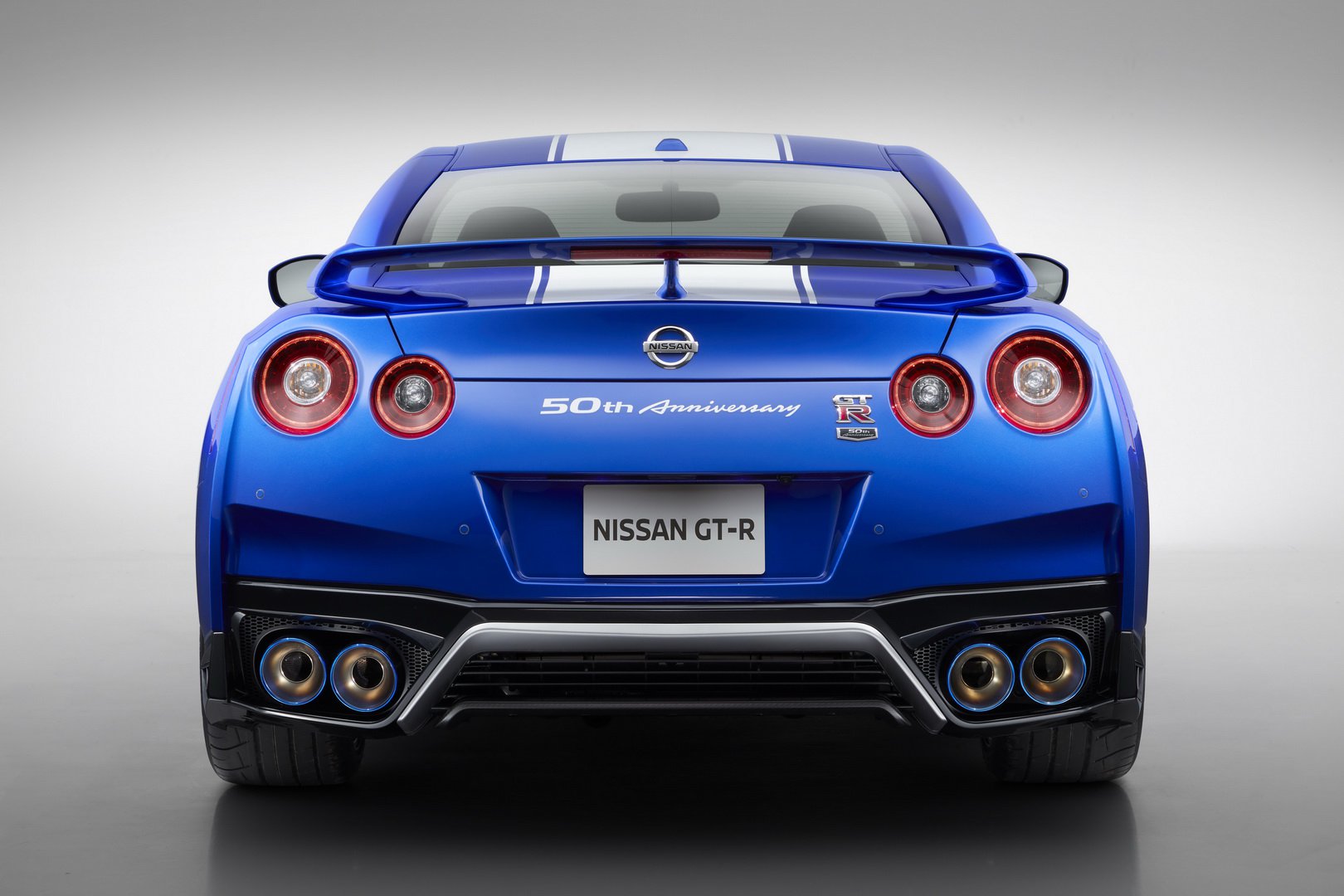 Nissan-GT-R-ราคา-2