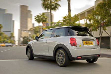 MINI-Cooper-SE-2019