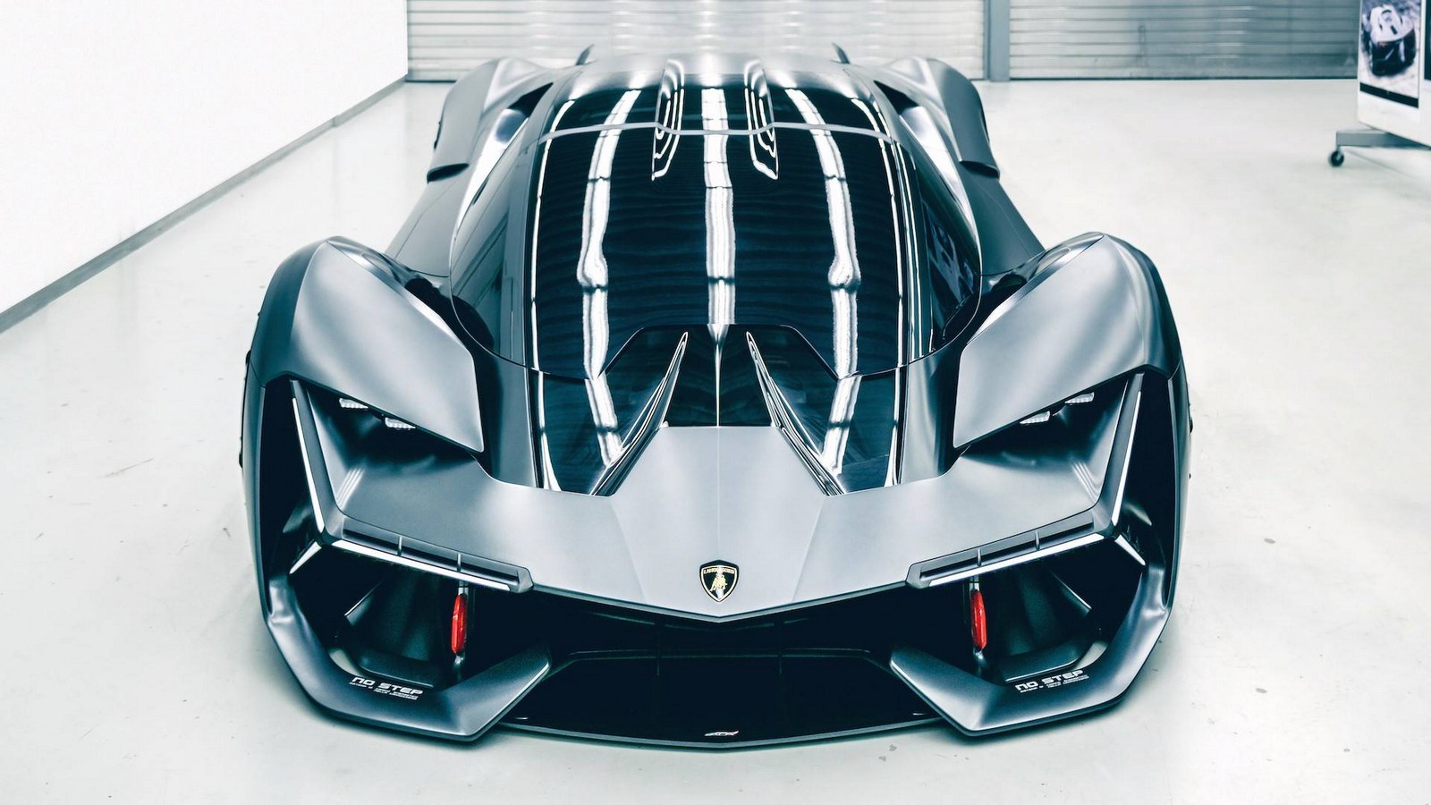 Lambo-Terzo-Millennio-ราคา-1