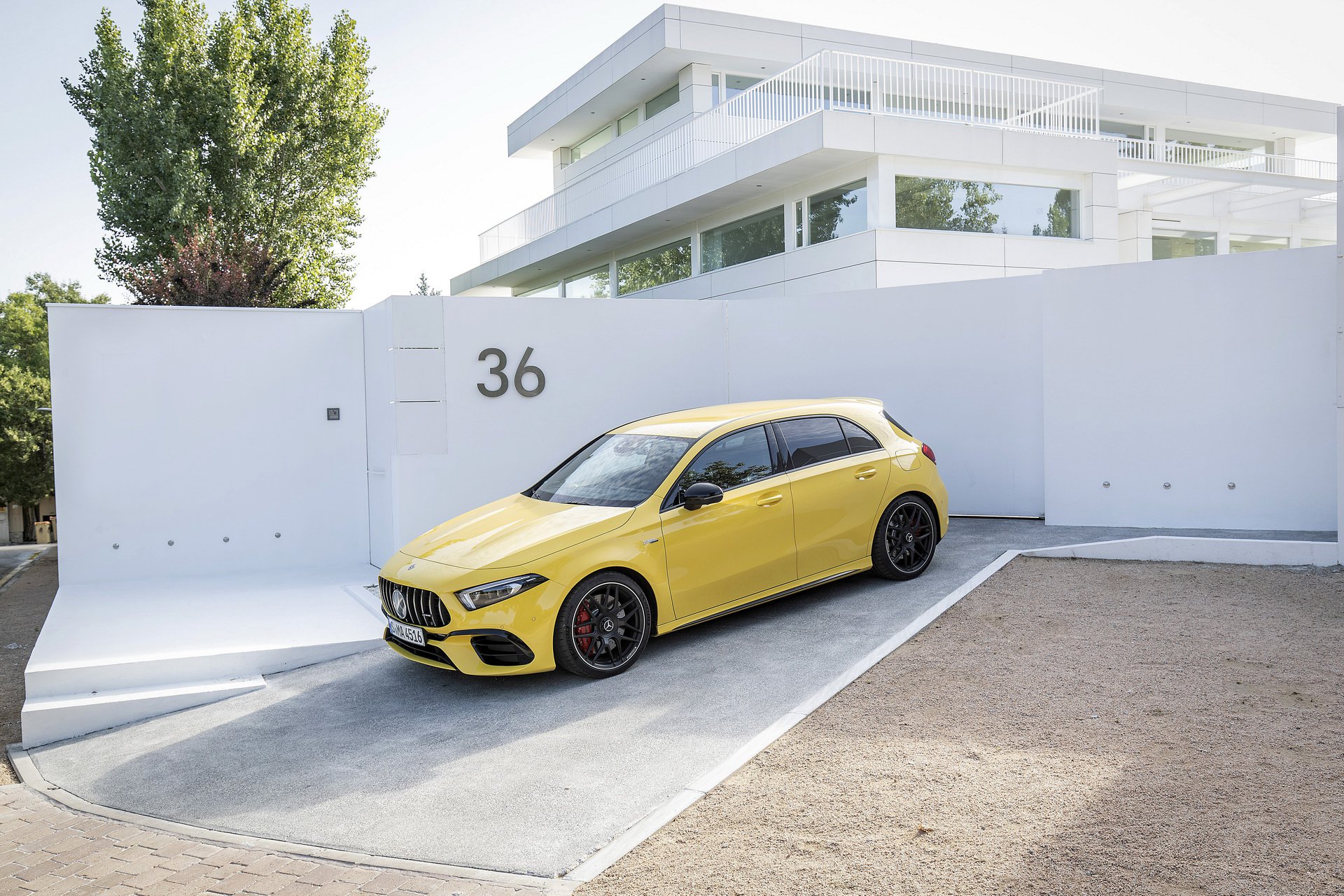 Mercedes-AMG-A45-S-2020-ราคา-3