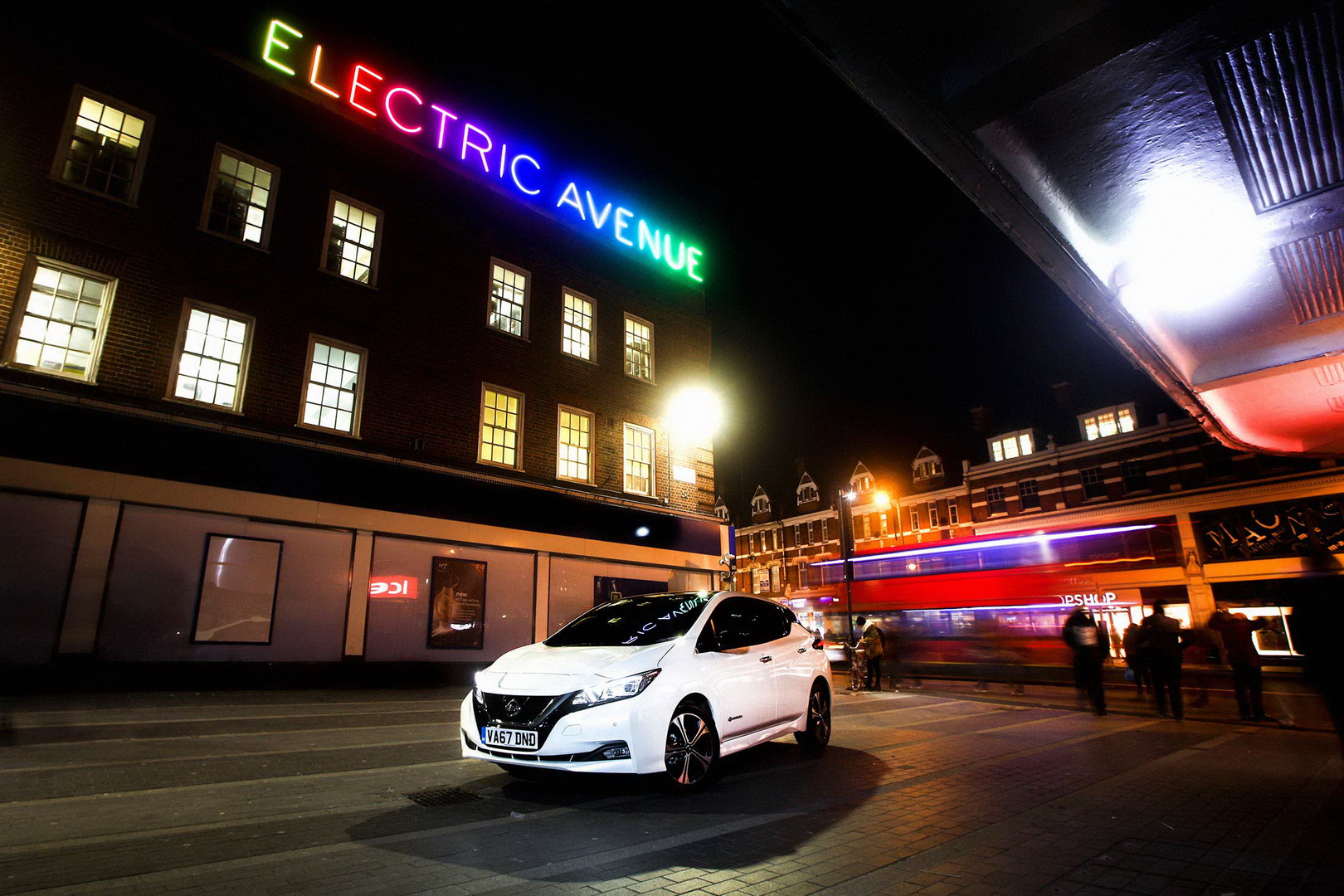 Nissan-Leaf-ไฟฟ้า-7