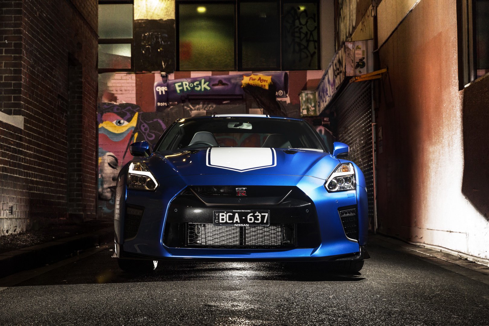 Nissan-GT-R-รุ่น-50th-Anniversary-Edition-9