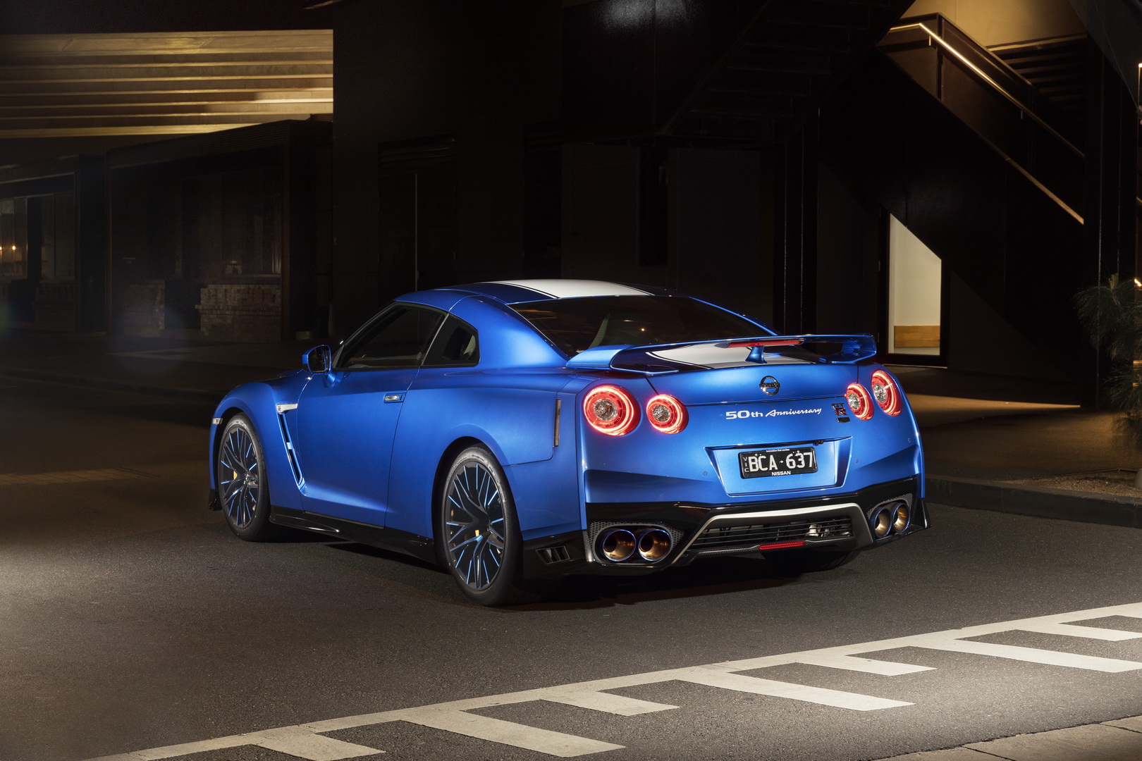 Nissan-GT-R-รุ่น-50th-Anniversary-Edition-10Nissan-GT-R-รุ่น-50th-Anniversary-Edition-10