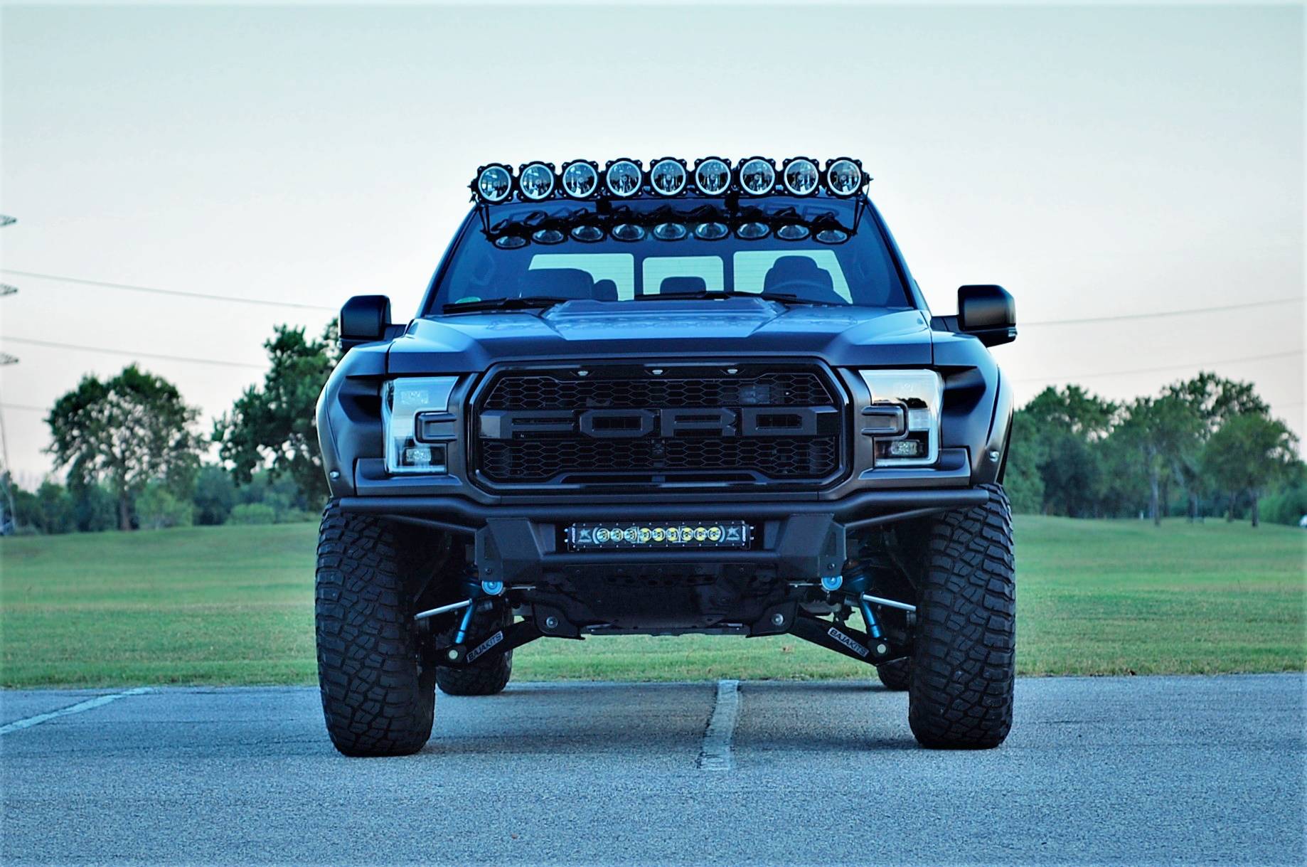 Ford-F-150-Raptor-ราคา-7