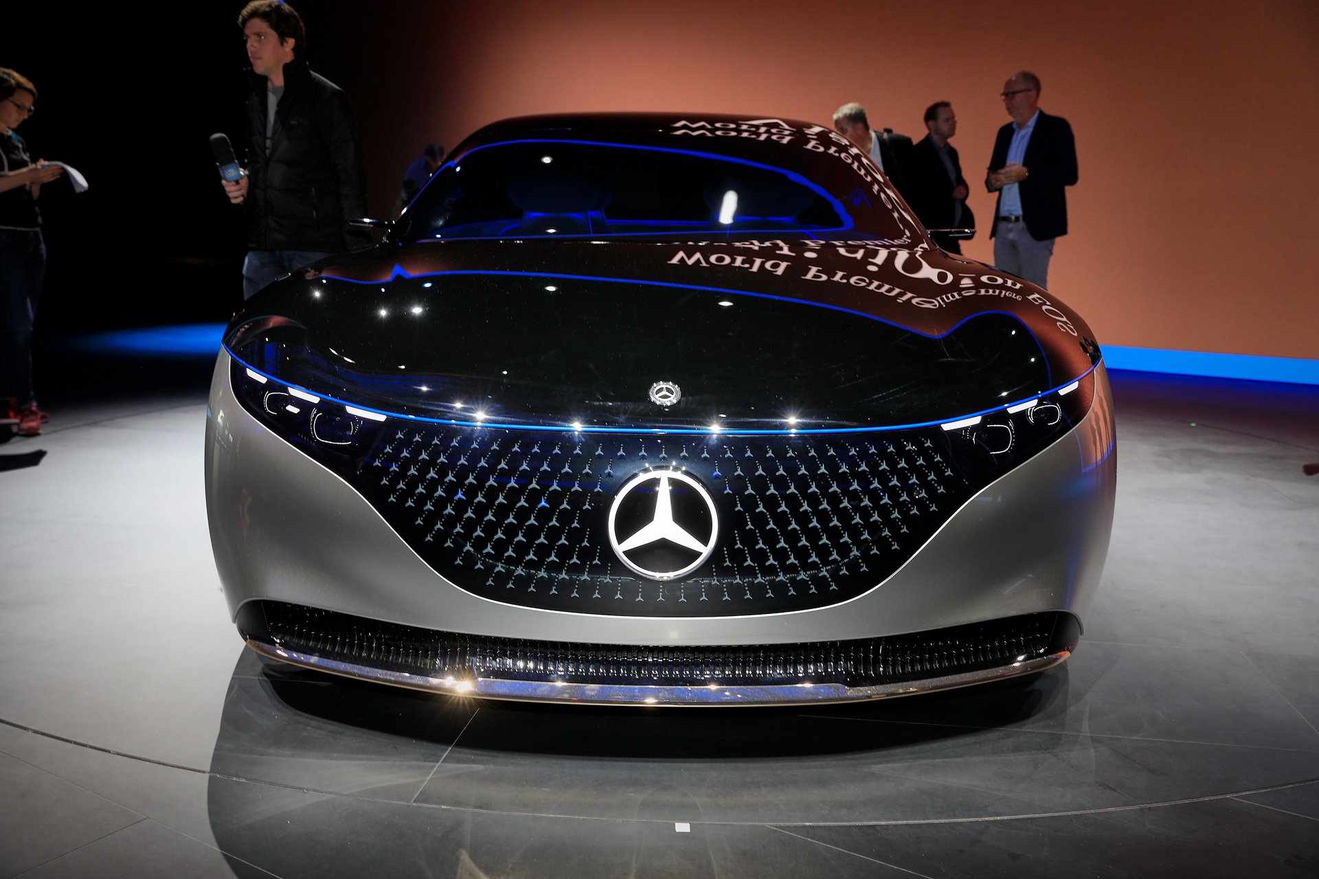 Mercedes-Benz-Vision-EQS-รถไฟฟ้า-11