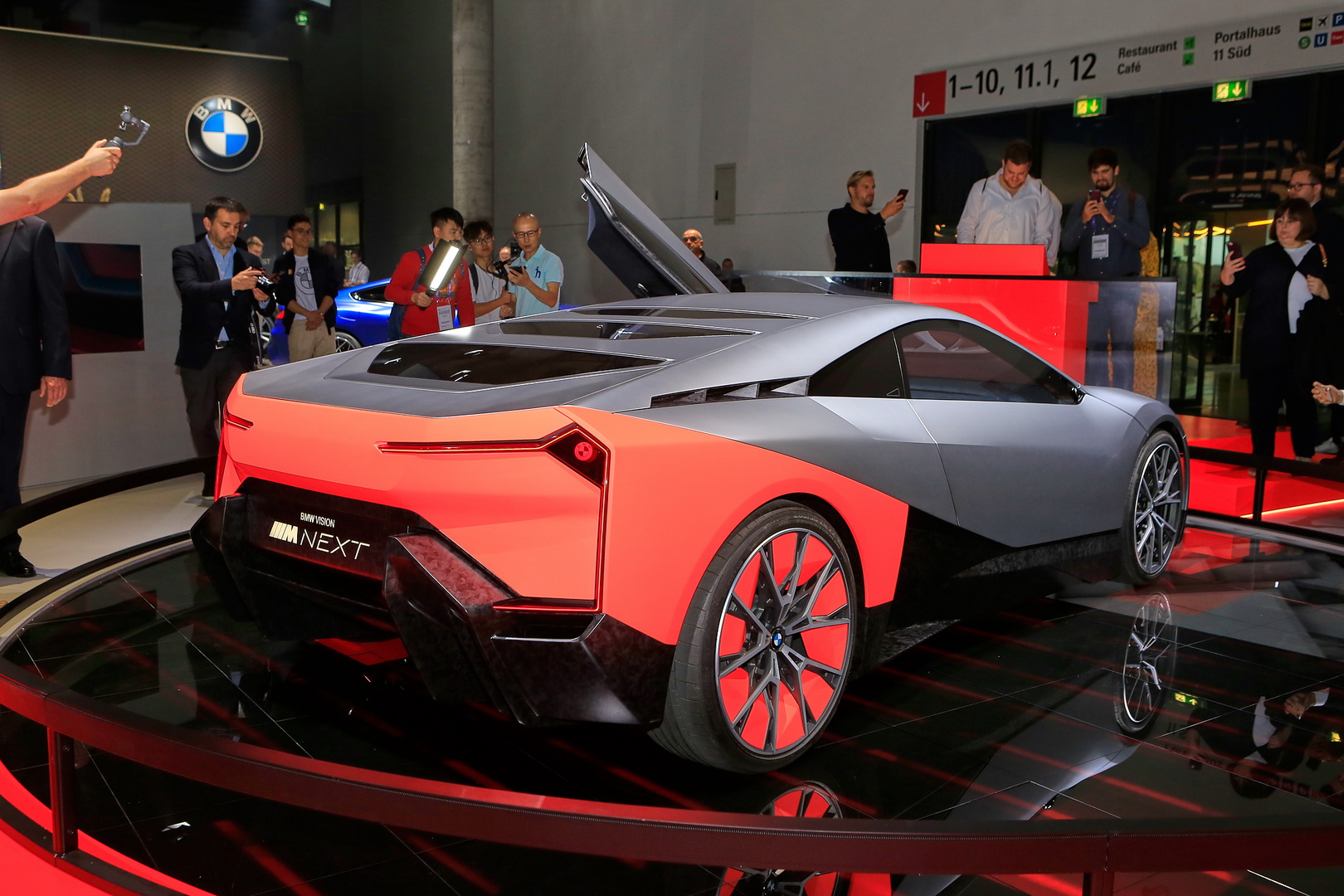 BMW-Vision-M-NEXT-ไฟฟ้า-1