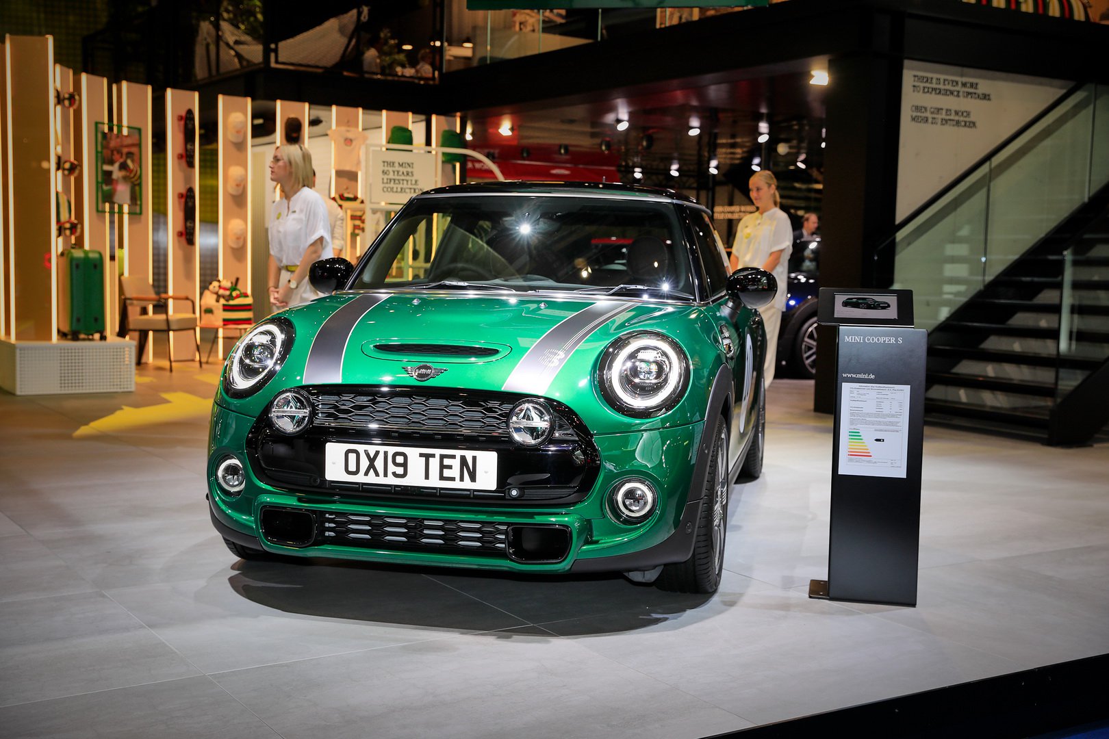 Mini-Cooper-S-รุ่น-60-Years-Edition-2