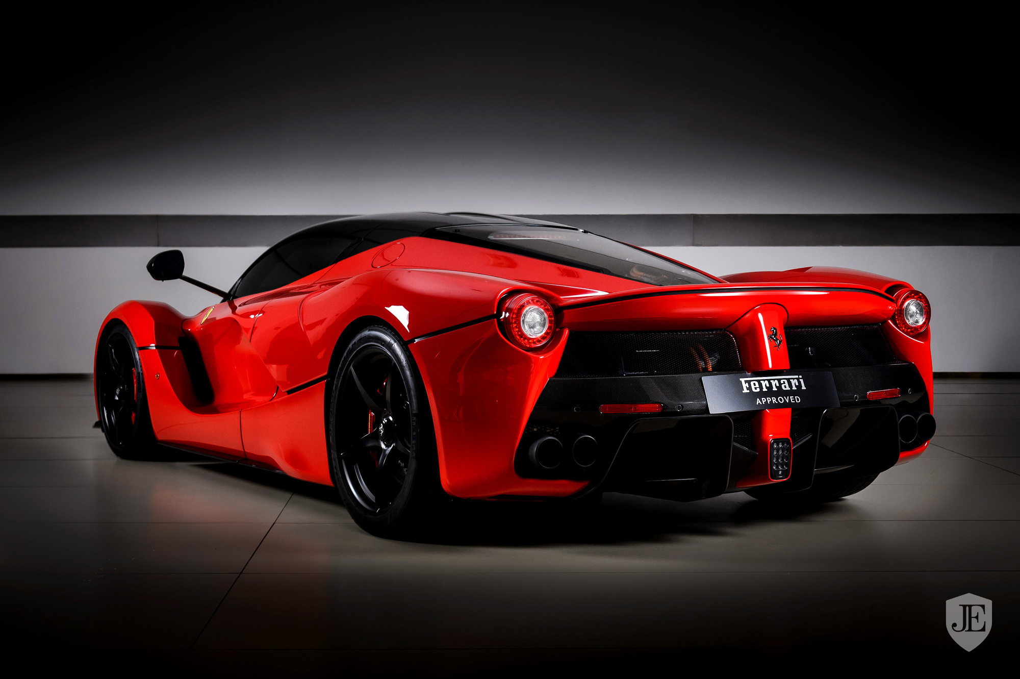 Ferrari-LaFerrari-2014-ราคา-2