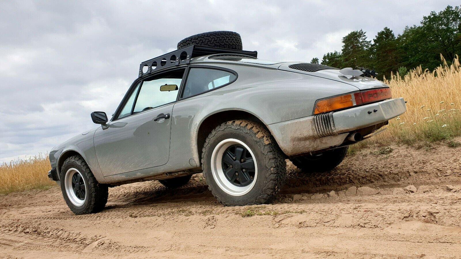 Porsche-911-Carrera-เวอร์ชั่น-Safari-8