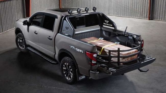 Nissan Titan Off-Road Kit Edition