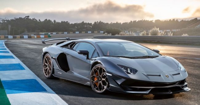 Lamborghini-Aventador-SVJ1