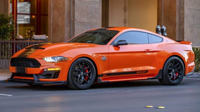 รถสปอร์ตสายพันธู์อเมริกันอย่าง "Shelby Super Snake Bold Package 2020"