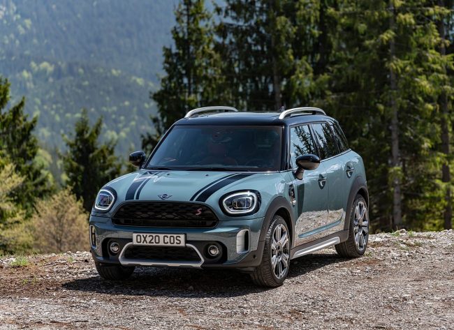 ภายนอก MINI Countryman 2021 รุ่นไมเนอร์เชนจ์