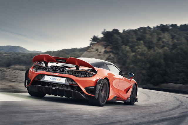 2021 McLaren 765LT 