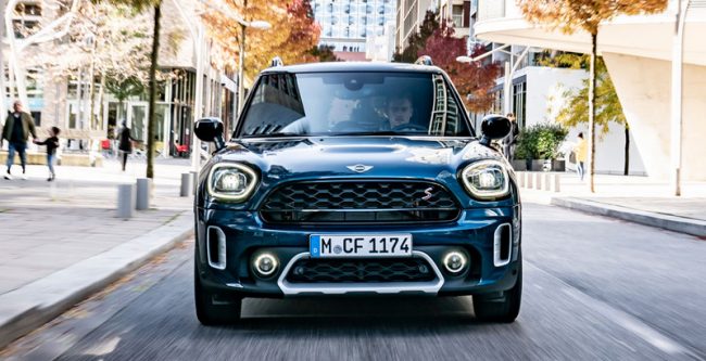 ด้านหน้า Mini Countryman Boardwalk 2021