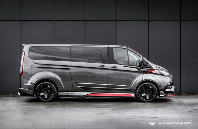 ด้านข้าง Ford Transit รถตู้แต่งซิ่งจาก Carlex Design