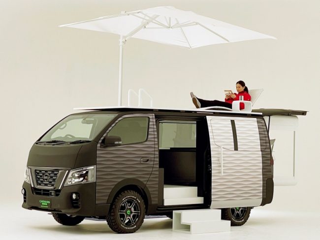 ภายนอก Nissan NV350