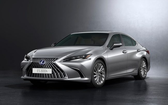 ภายนอก The New Lexus ES 300h