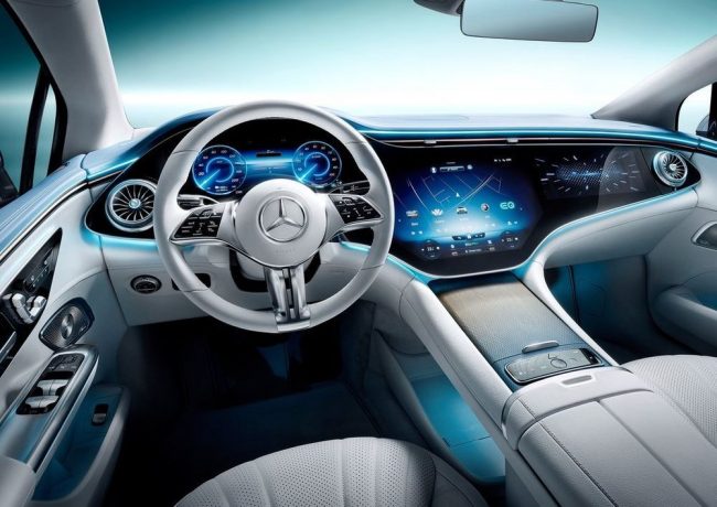 ภายใน Mercedes-Benz EQE 2022 