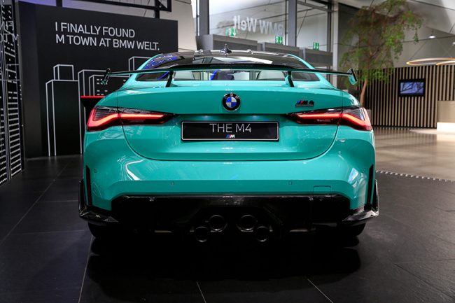 BMW M4 Competition รถสปอร์ตสี Mint Green