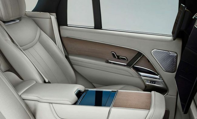 Range-Rover-2023-Interior2